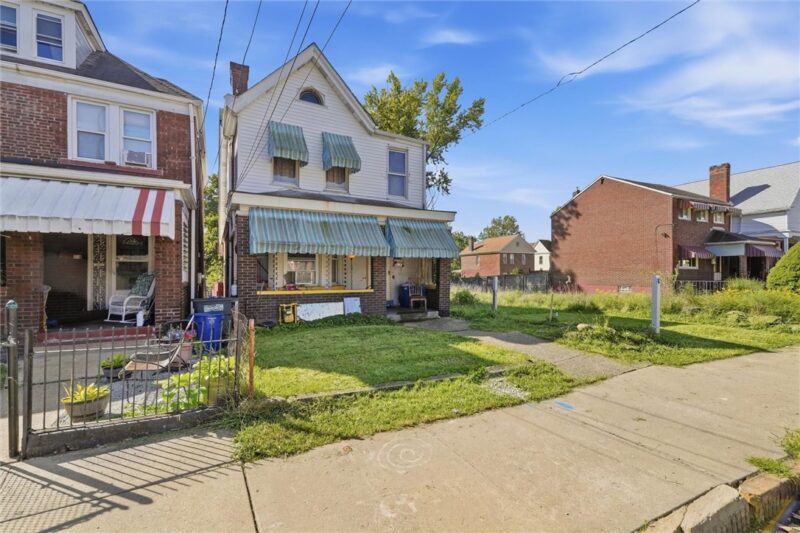 316 Winston St — photo 2