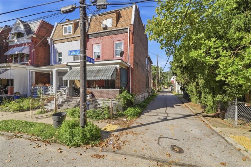 5030 Lytle St — photo 3