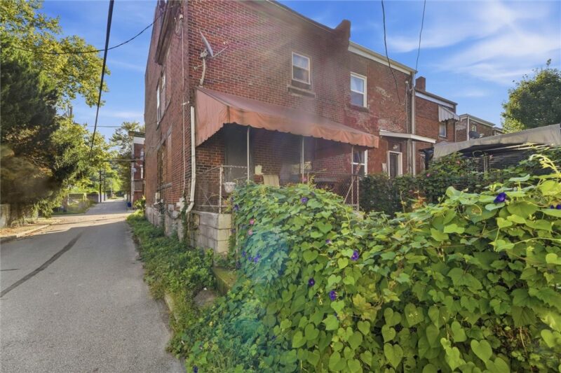 5030 Lytle St — photo 4