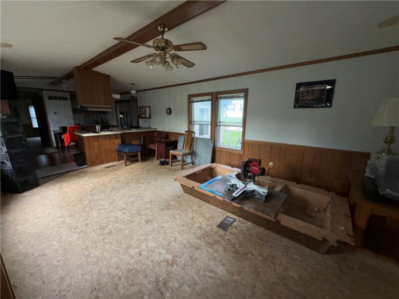 216 Lakeview Cir — photo 3