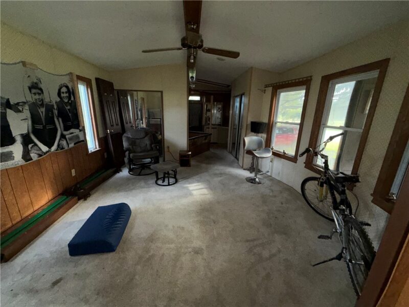 216 Lakeview Cir — photo 4