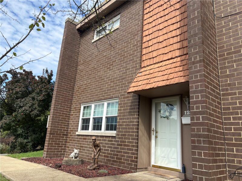 125 Rivermont Ct