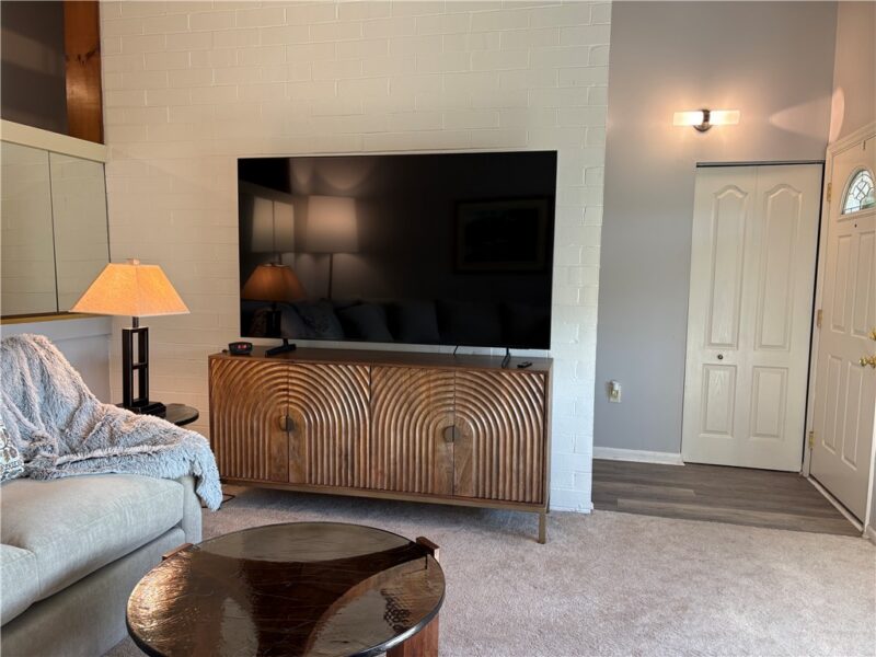125 Rivermont Ct — photo 3
