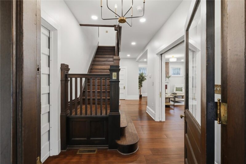 304 Lafayette Ave — photo 3