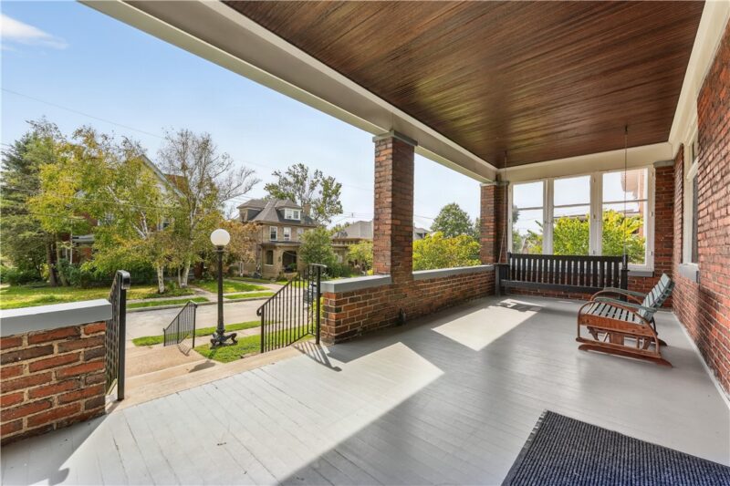 2832 Espy Ave — photo 3