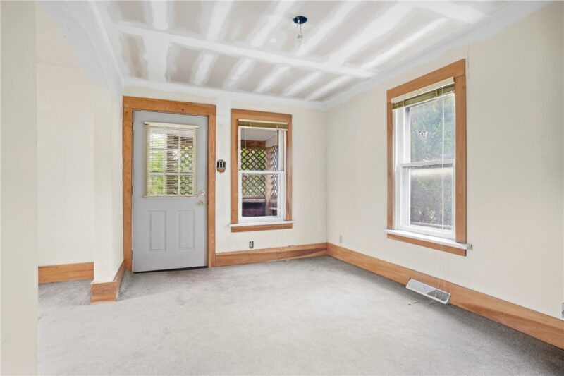 1803 State Street — photo 7