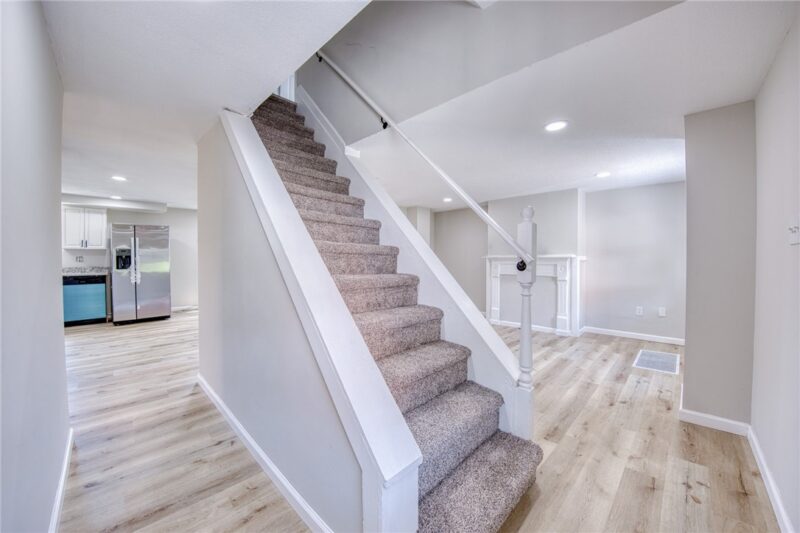 507 Center St — photo 3