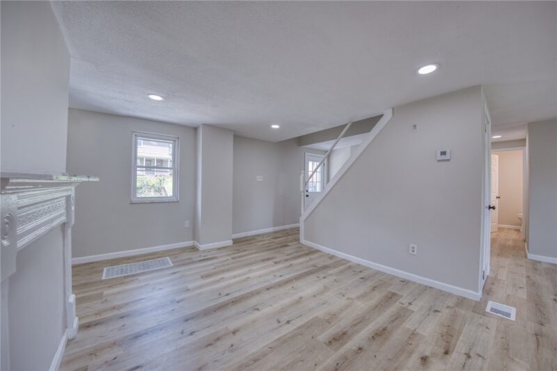 507 Center St — photo 6