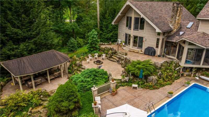 944 Latonka Dr — photo 7