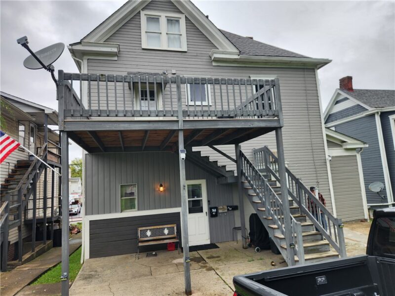 768 E High St — photo 3