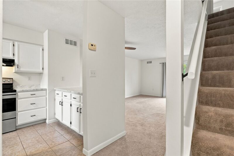 187 Woodhaven Dr — photo 5