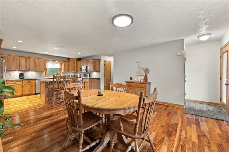 55 Olive St — photo 8