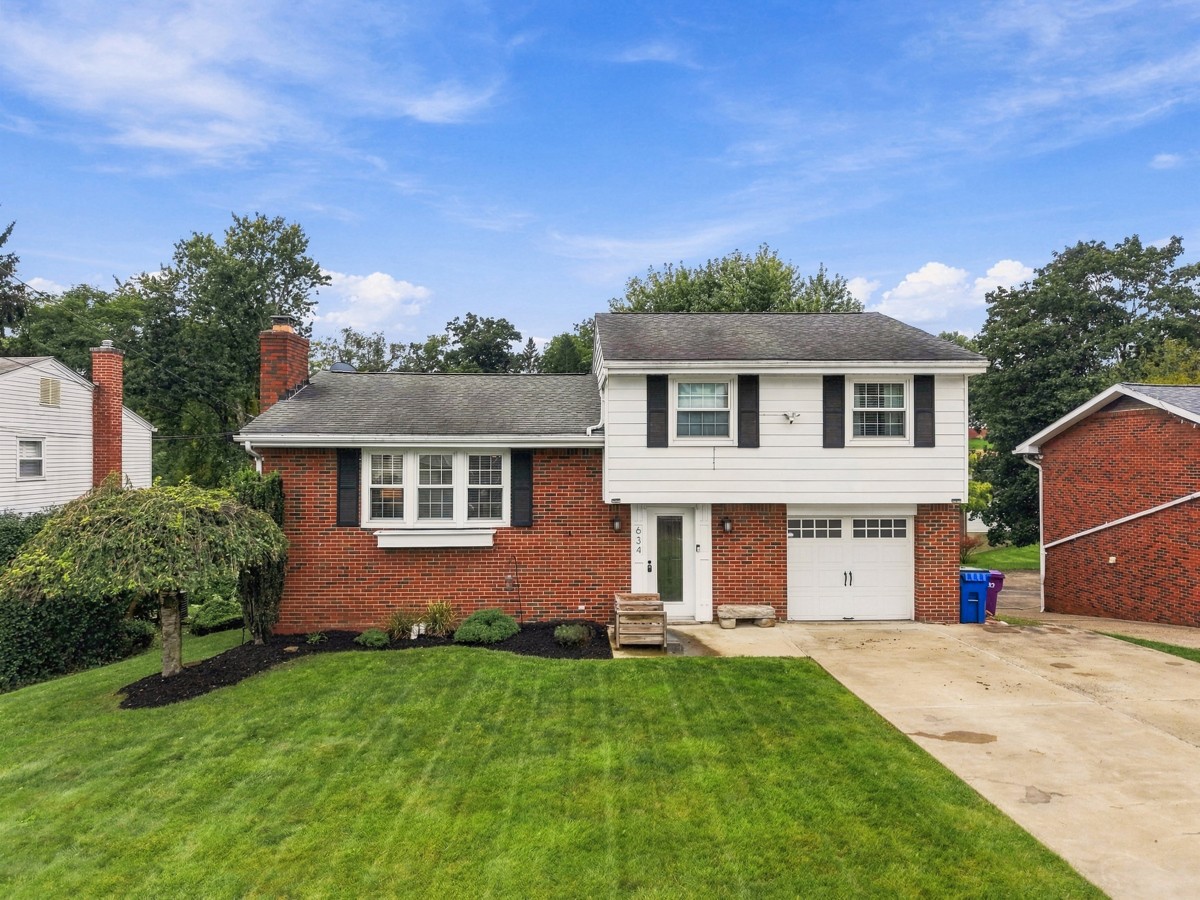 634 Presque Isle DRIVE — photo 1
