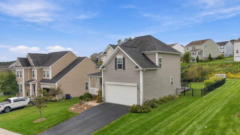 2031 Sir Patrick DRIVE — photo 3