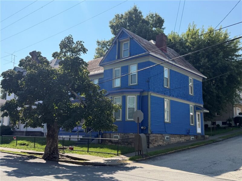 730 Chess St — photo 2