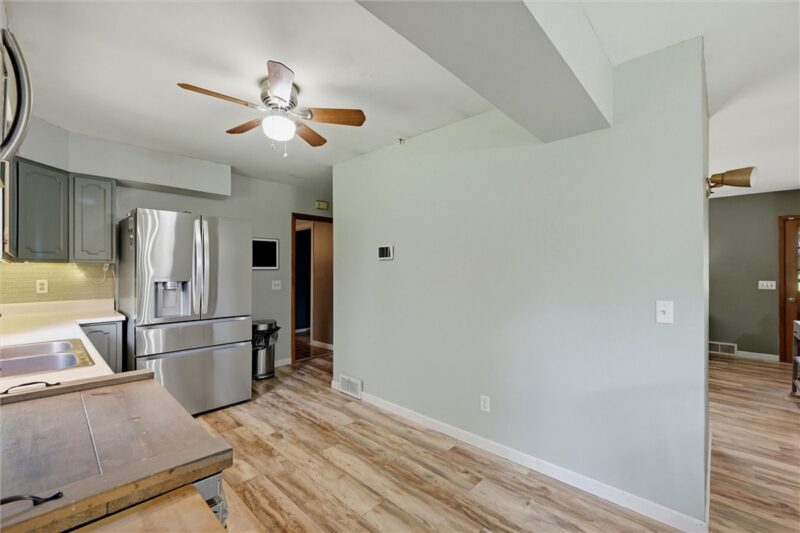 8 Hemlock Dr — photo 6