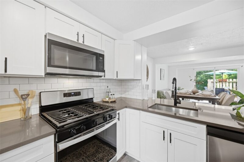 308 Redrome Cir — photo 7