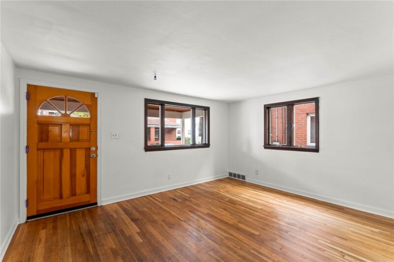206 School St — photo 5