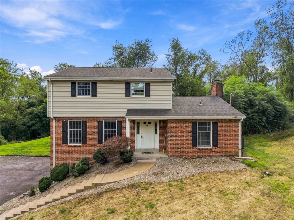 160 Hazlett Ln — photo 1