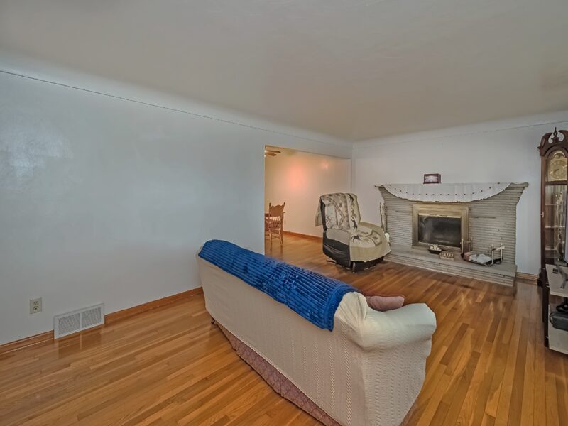 1 Westwood Drive — photo 4