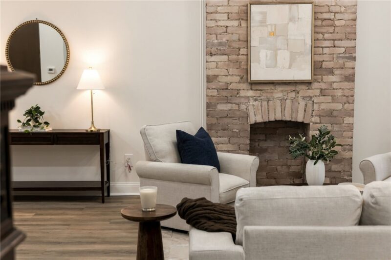 5401 Black Street — photo 3