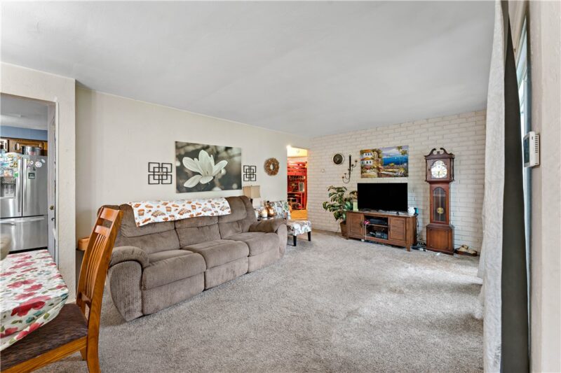 2325 Crestview Rd — photo 6