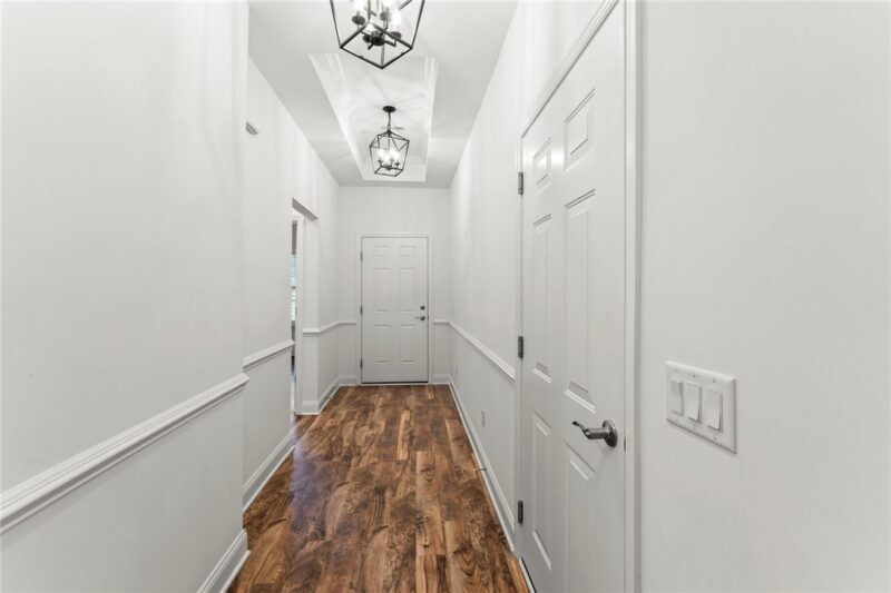 207 Liberty Blvd — photo 3