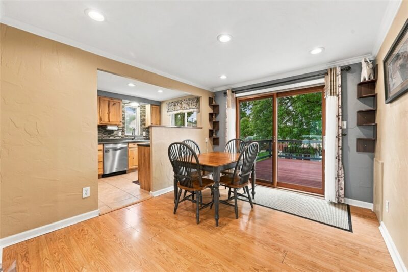 425 Elaine Dr — photo 7