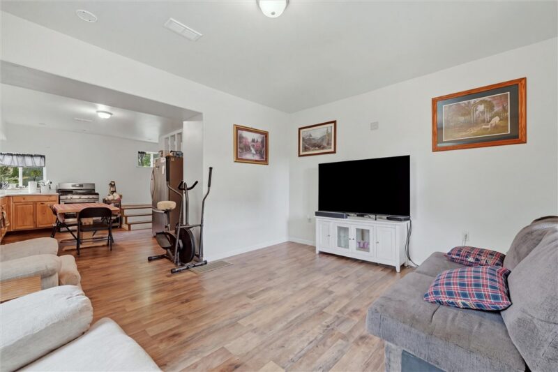 33 Madonna Dr — photo 2