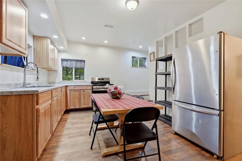 33 Madonna Dr — photo 4