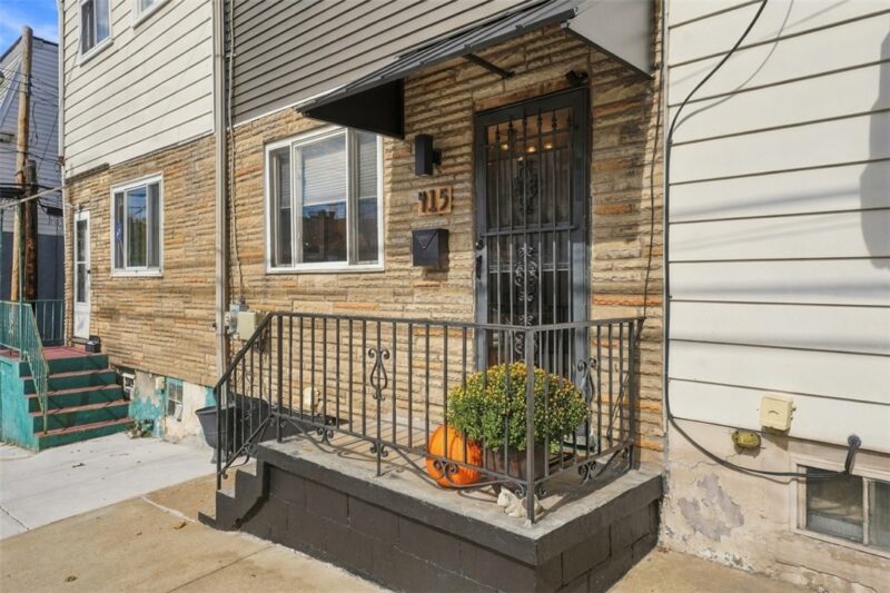 415 52nd St — photo 3