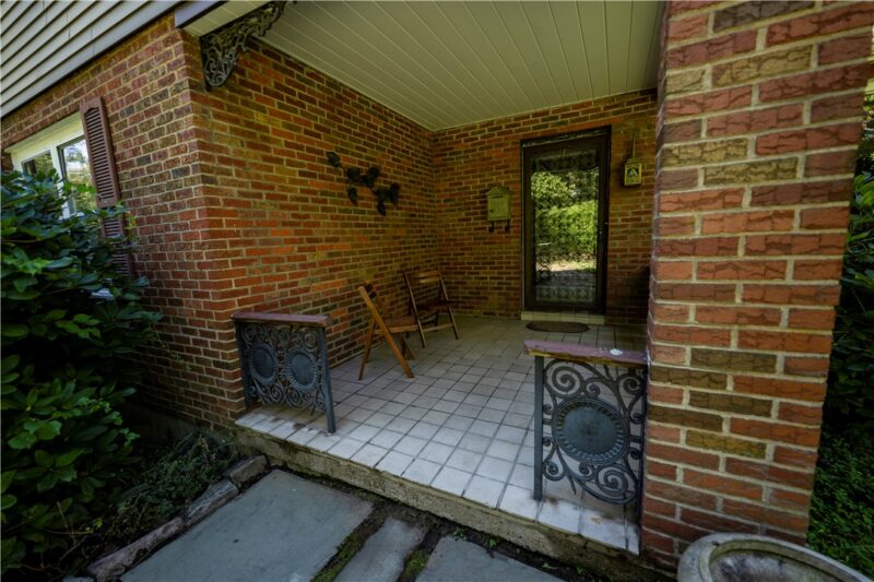 34 Woodside Rd — photo 8