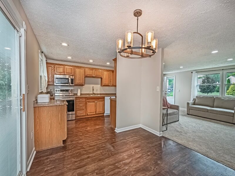 109 Fox Chase COURT — photo 7