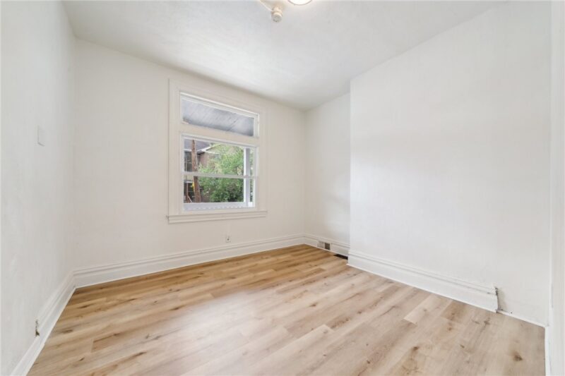 5421 Wellesley Ave — photo 8