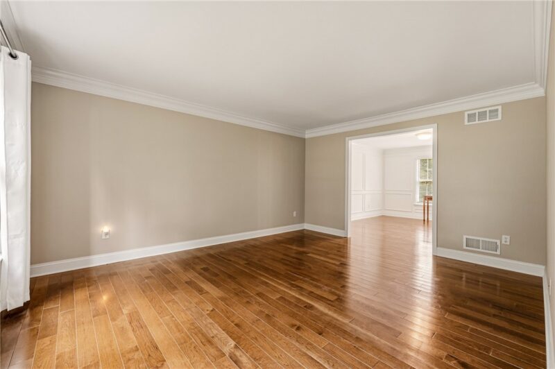 9914 Le Grand Dr — photo 5