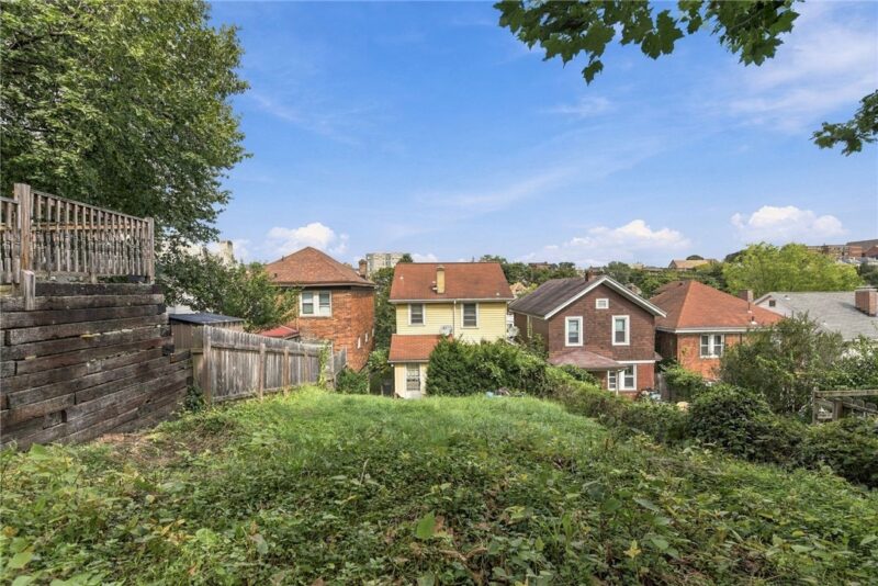 924 Woodbourne Avenue — photo 4
