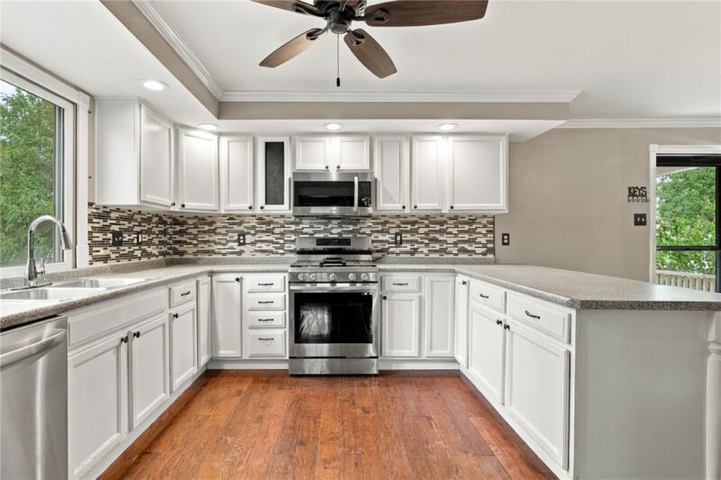 7544 Noblestown Road — photo 6