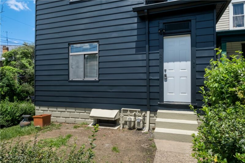 601 E 16th Ave — photo 3