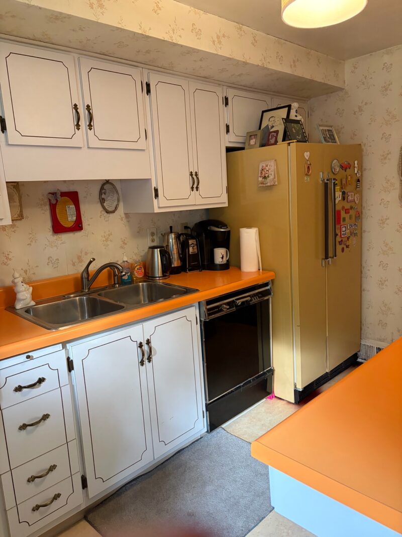 548 Burton DRIVE — photo 7