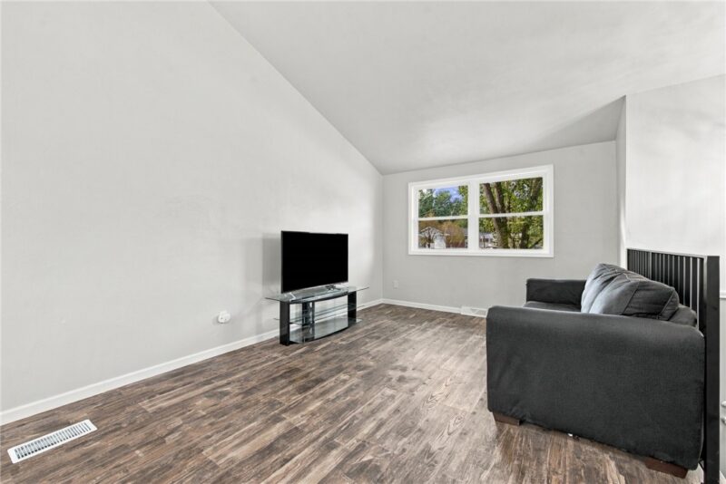 3265 Dorothy St — photo 7