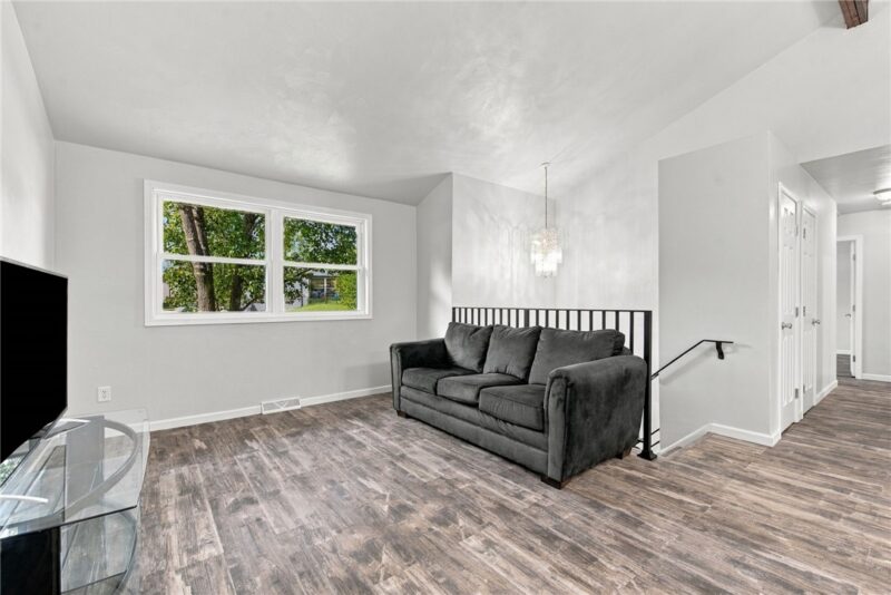 3265 Dorothy St — photo 8