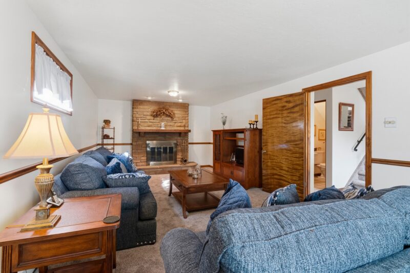 2425 Trotter DRIVE — photo 8