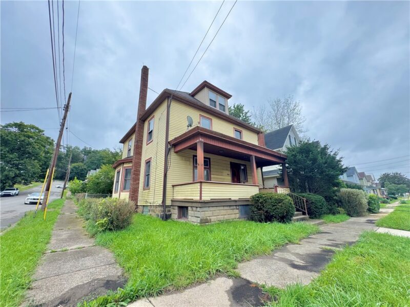 1101 Pollock Ave — photo 2