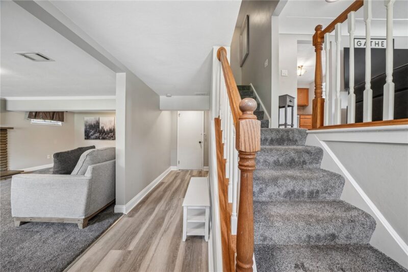 123 Manchester Drive — photo 4