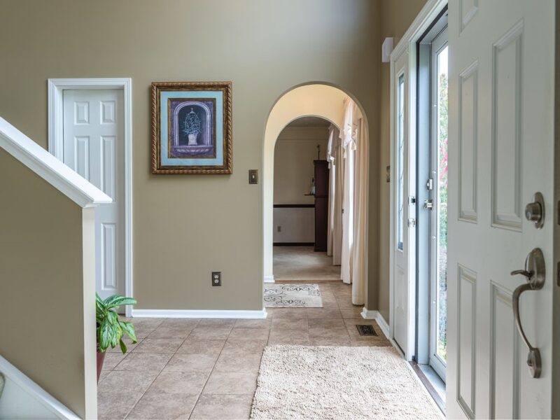 718 Woodbridge Drive — photo 5