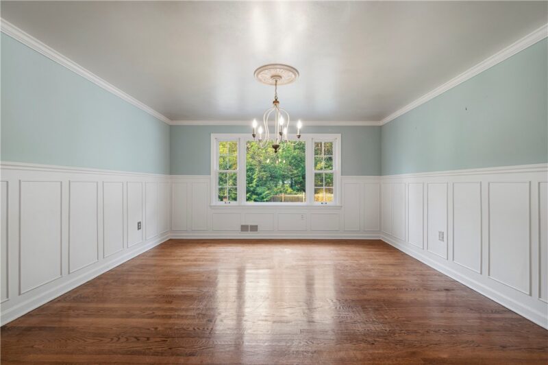 1640 Pinetree Drive — photo 5