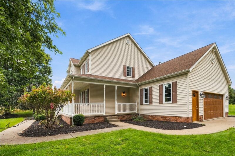 4235 Glen Eden Road — photo 3