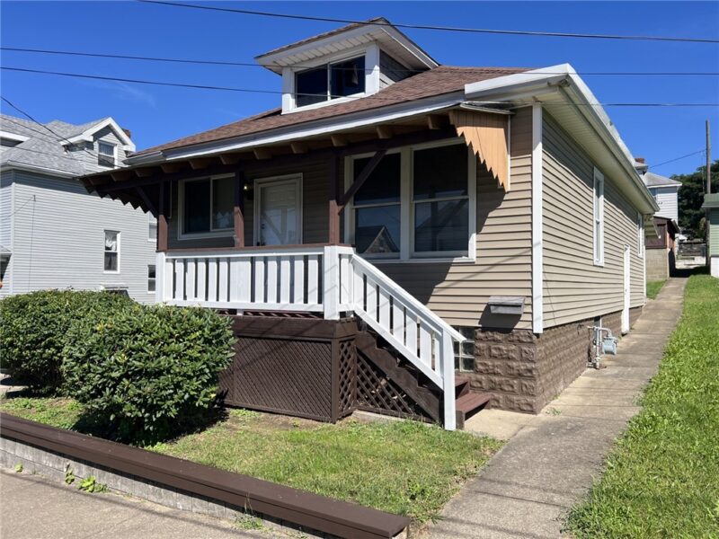 131 E Askren St — photo 2