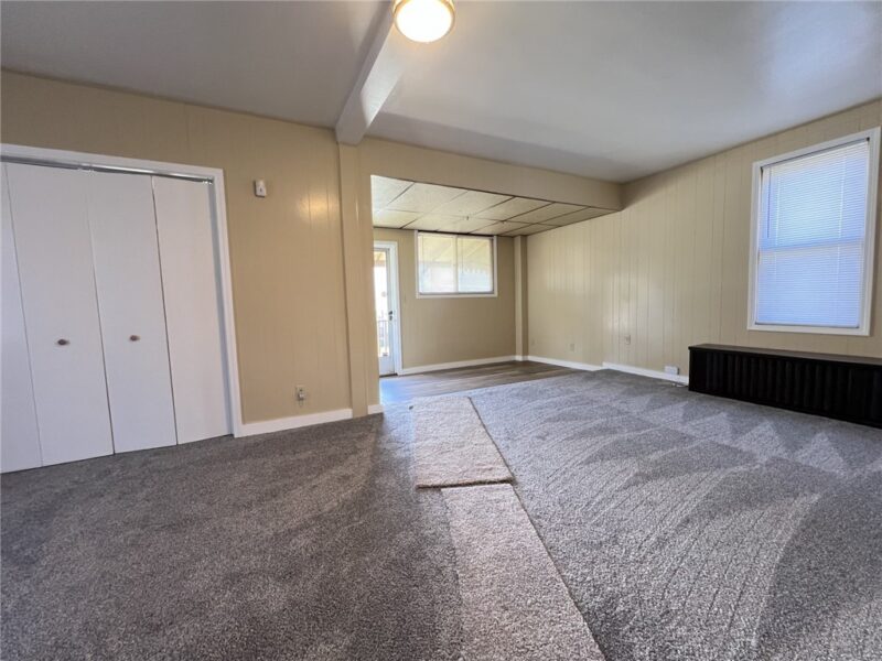 131 E Askren St — photo 7