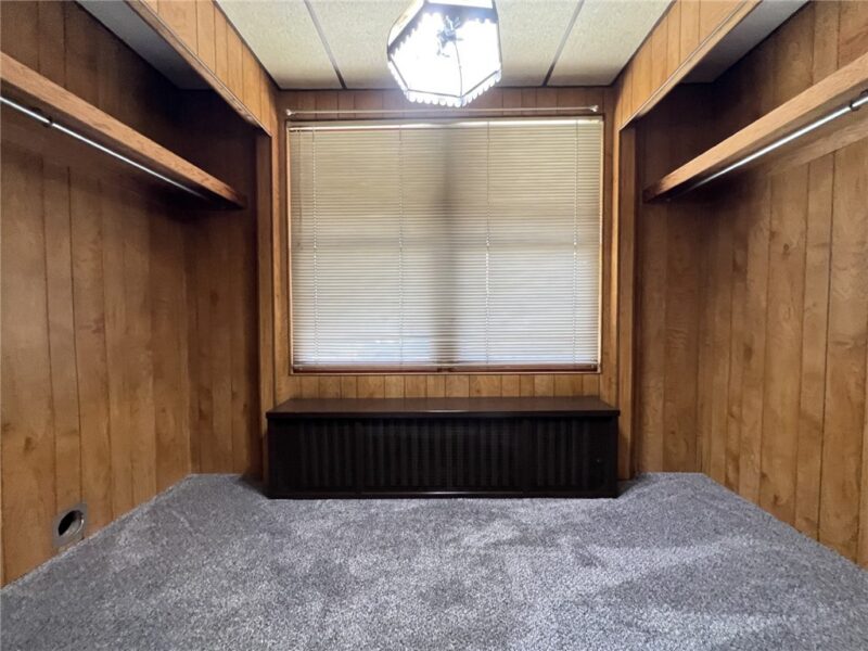 131 E Askren St — photo 8